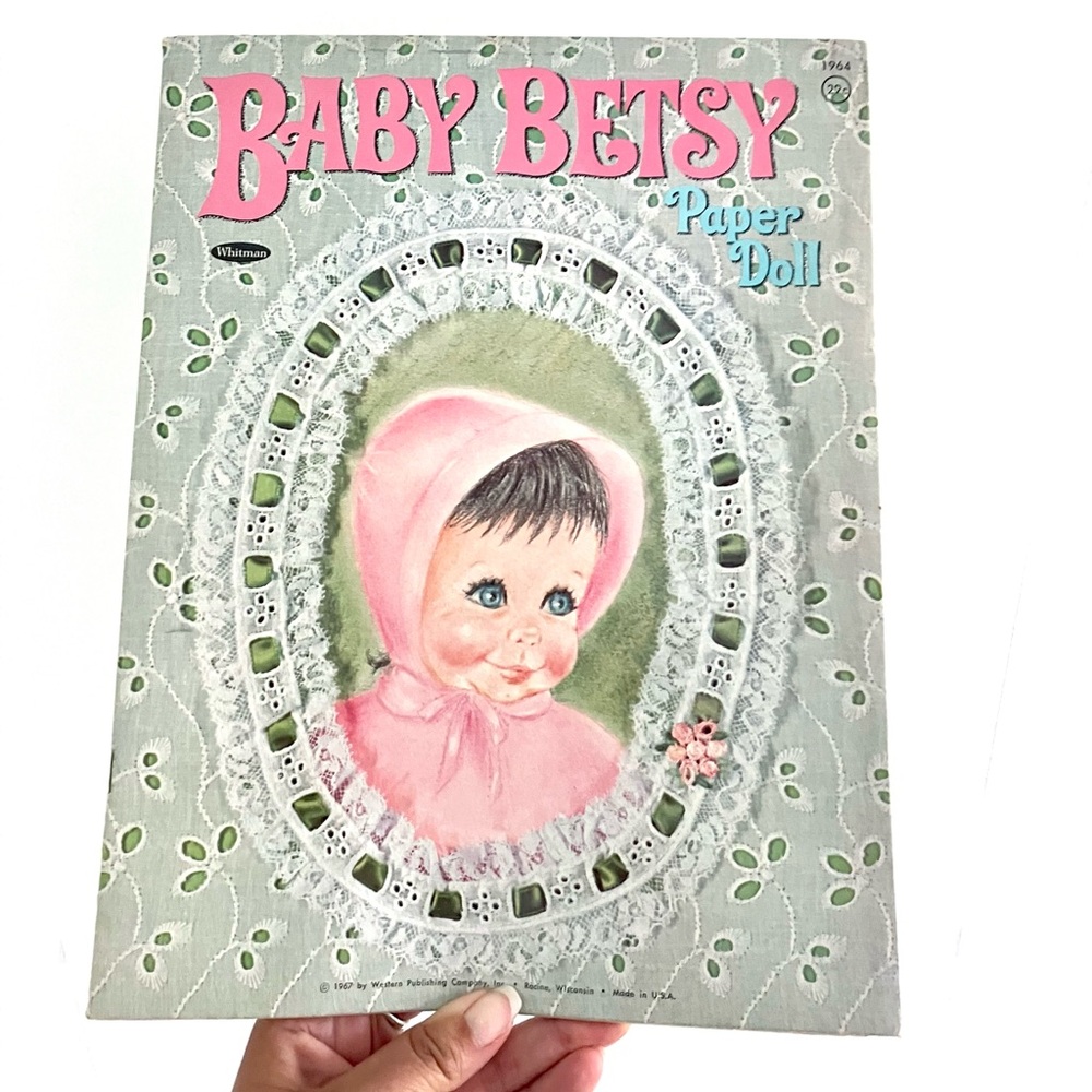 Vintage 60’s Baby Betsy paper dolls booklet ephemera collectible